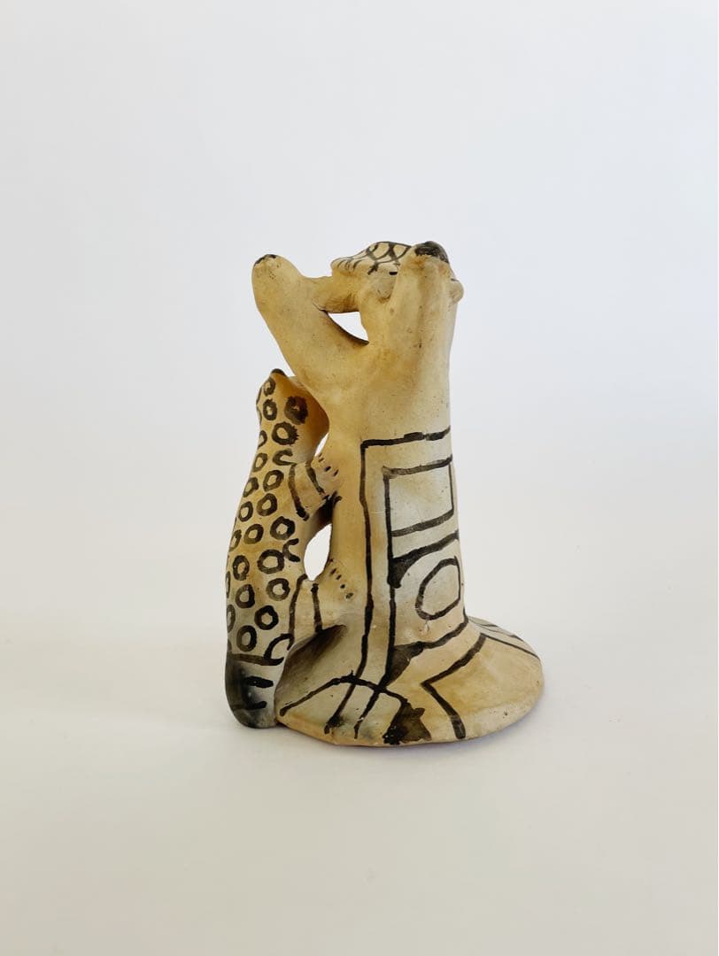 工芸品 Karaja pottery