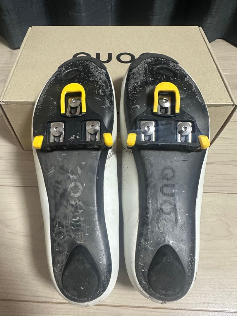 QUOC monoⅡ EU43サイズ