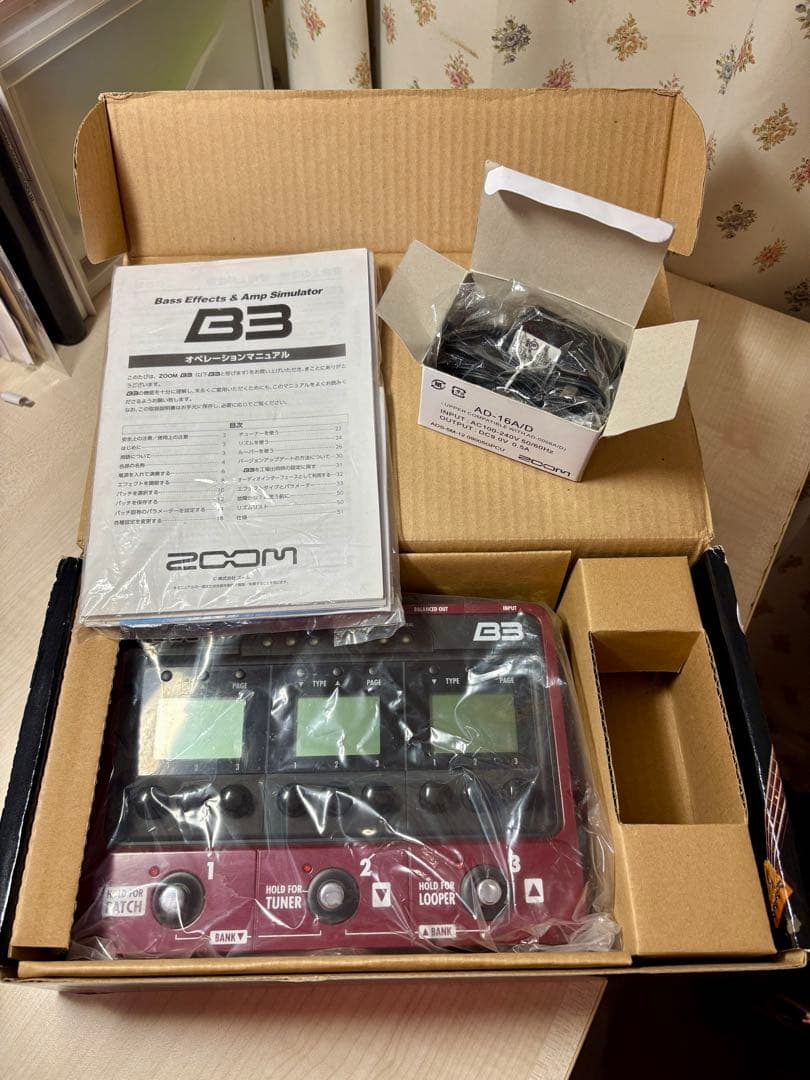 【中古】ZOOM B3 ベースエフェクト・アンプシミュレーター