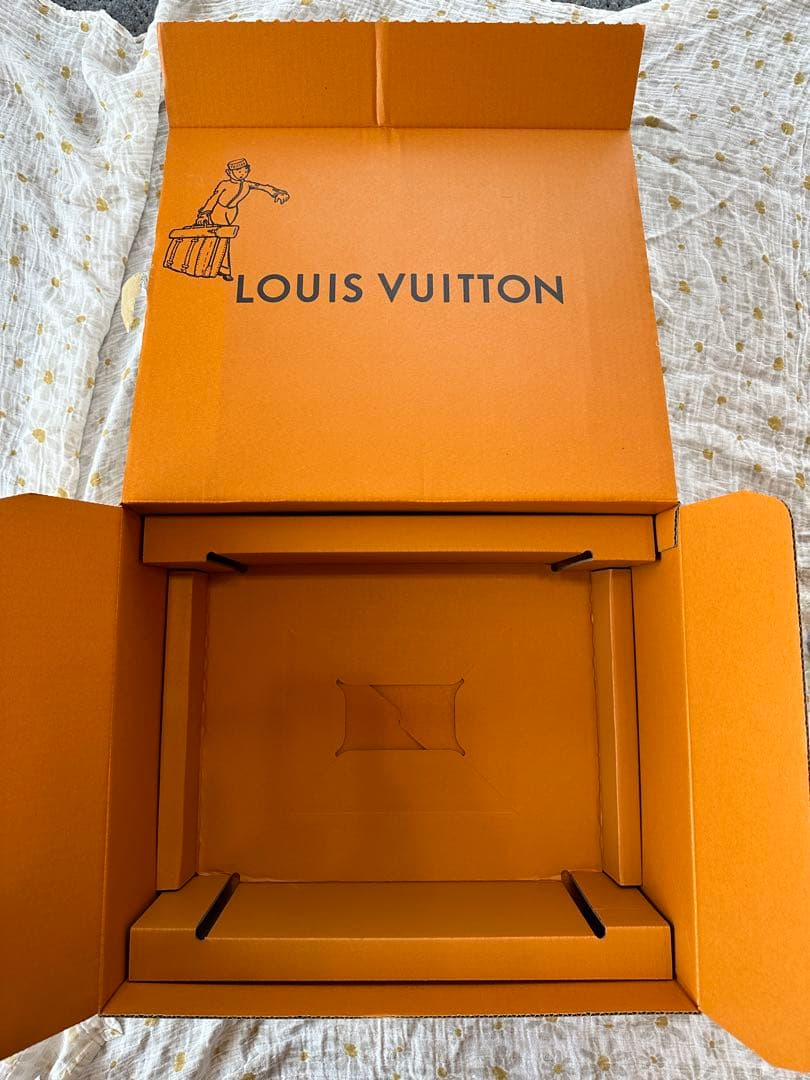 LV Louis Vuitton ショップ袋　空箱　Yayoi Kusama