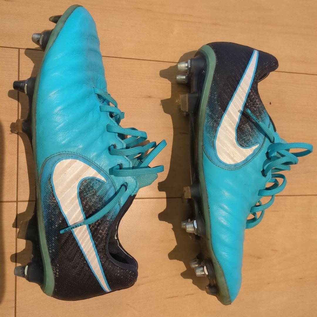 Nike サッカーシューズ アクアブルー セール開催中