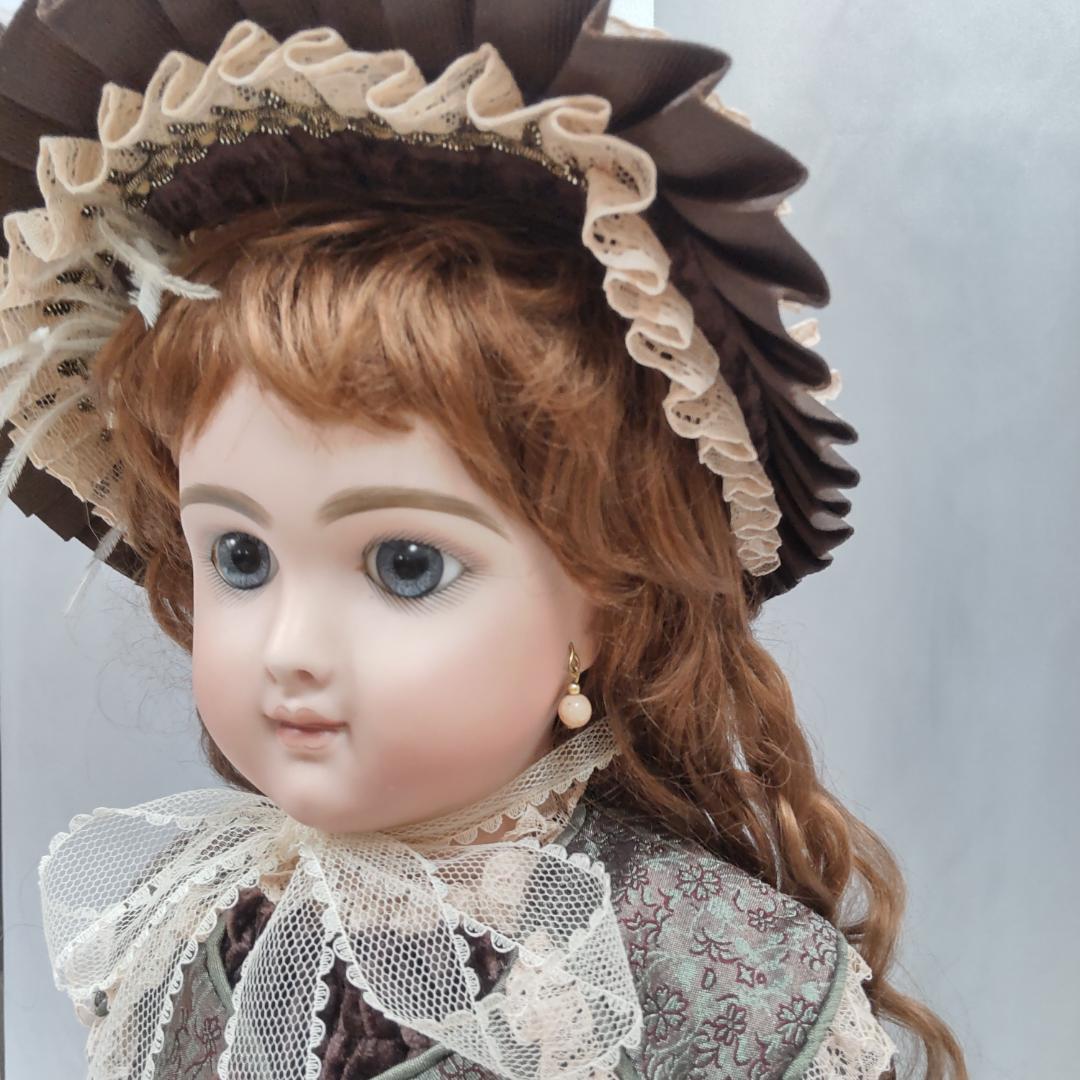 ベベフルール　アンティークドール　リプロ　作家　大きい人形