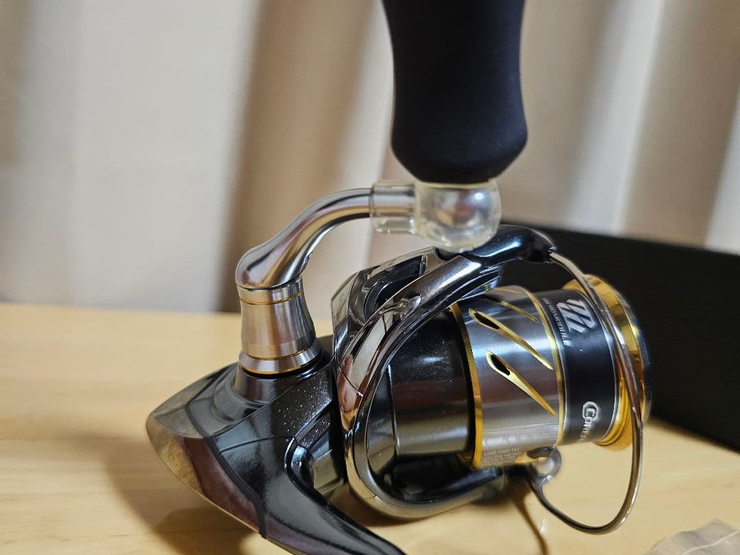 シマノ STELLA C2000S 未使用品