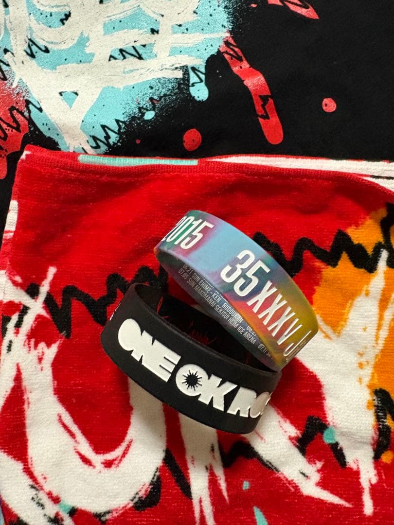 ONE OK ROCK LUXURY DISEASE Tシャツ ラババン タオル