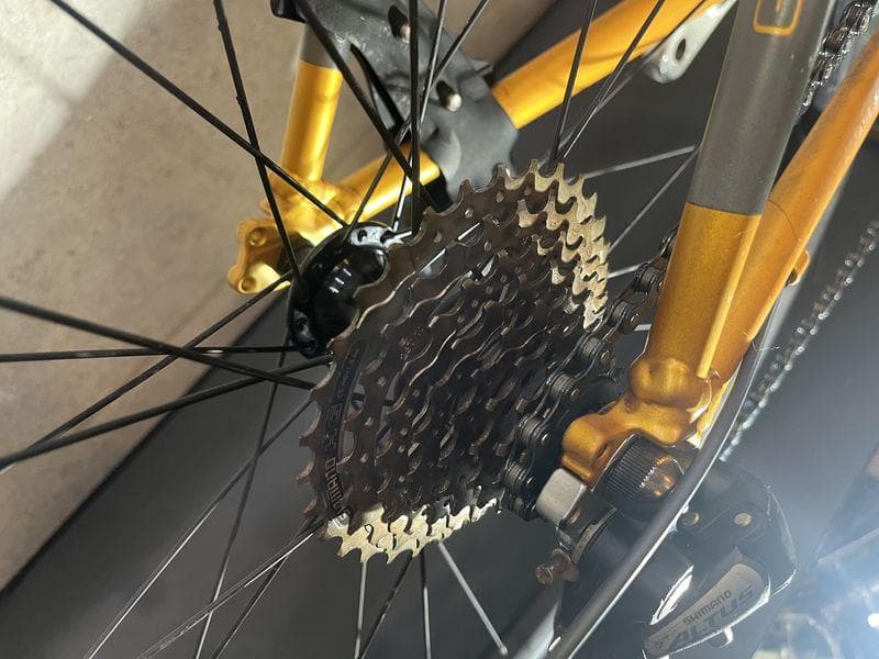 GIANT　GRAVIER サイズS 27.5インチ オレンジカラー