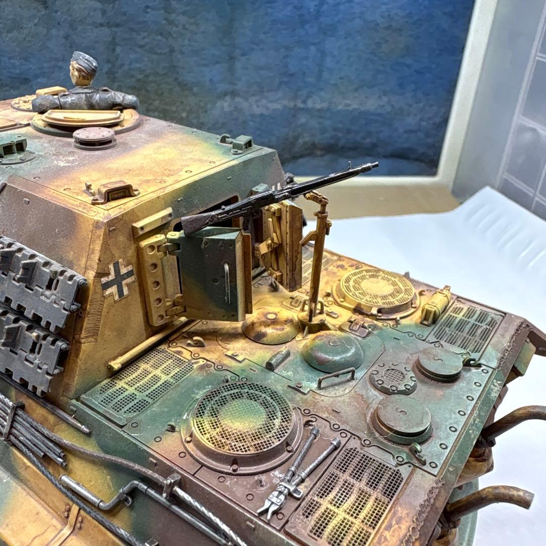 タミヤ 1/35 ドイツ陸軍 重駆逐戦車 ヤークトタイガー 初期生産型　完成品