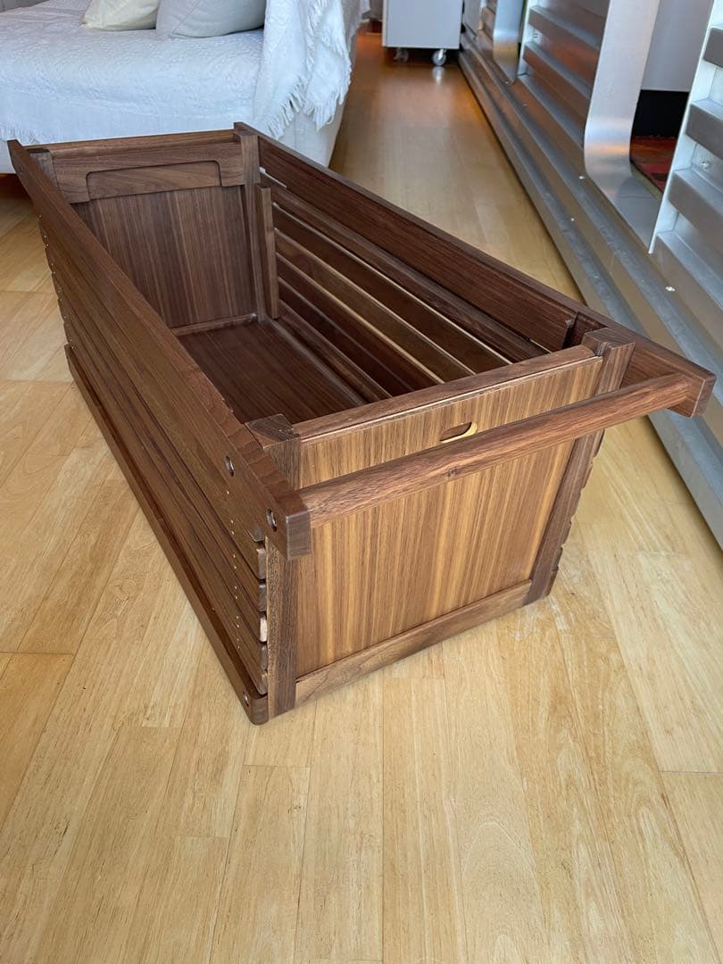 IKIKI シェルフコンテナ L ウォルナット・スパイク・レインカバー付