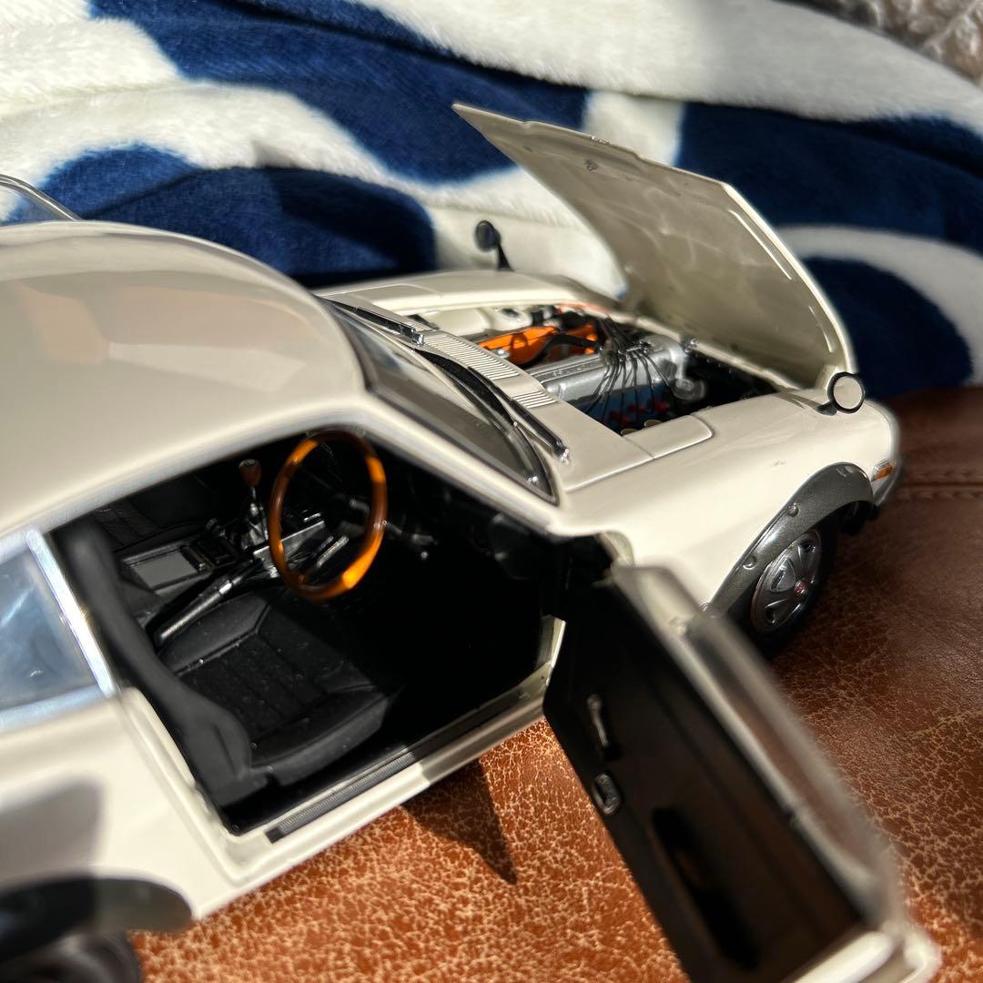 Fairlady Z ホワイト ミニカー 1/18 京商