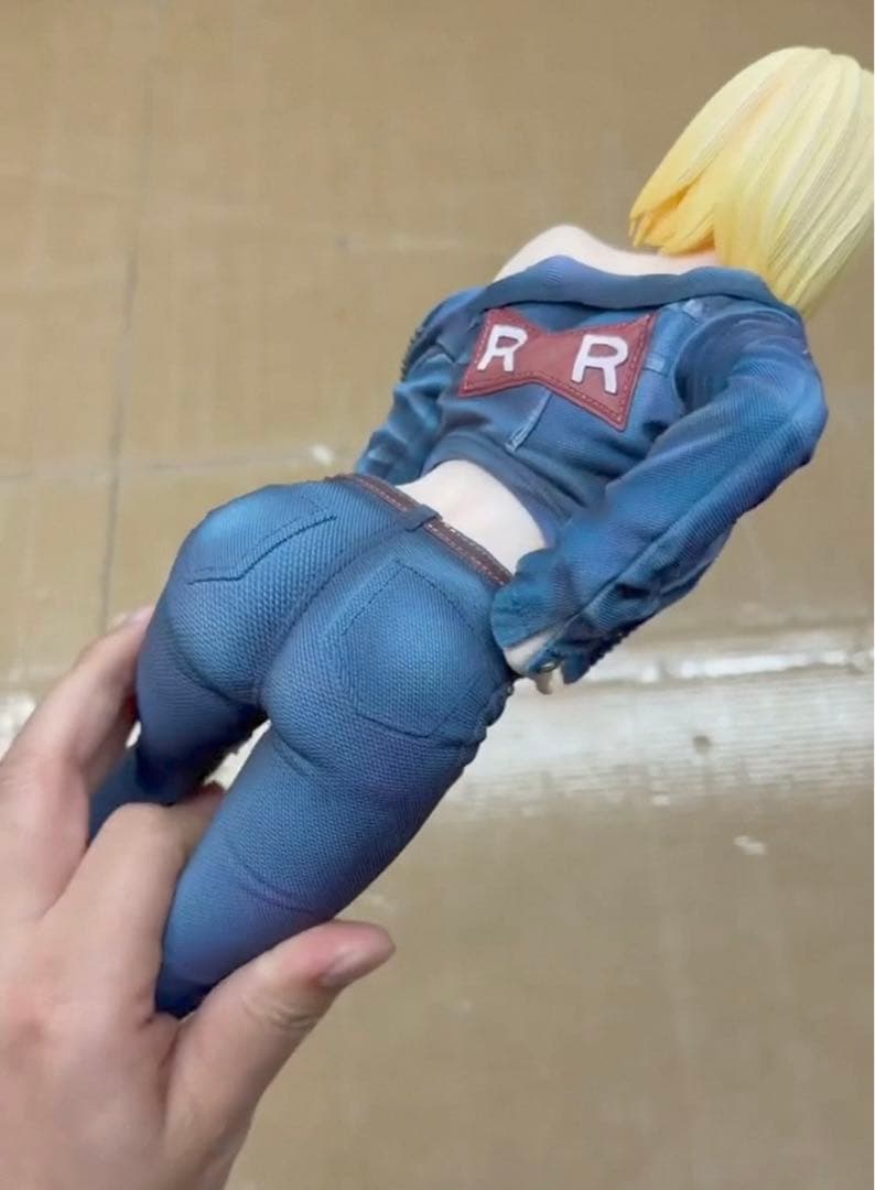 ドラゴンボール 人造人間18号 1／4スケール フィギュア ガレージキット