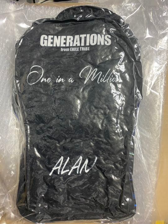 クッション 白濱亜嵐 ワンミリ 白シャツ