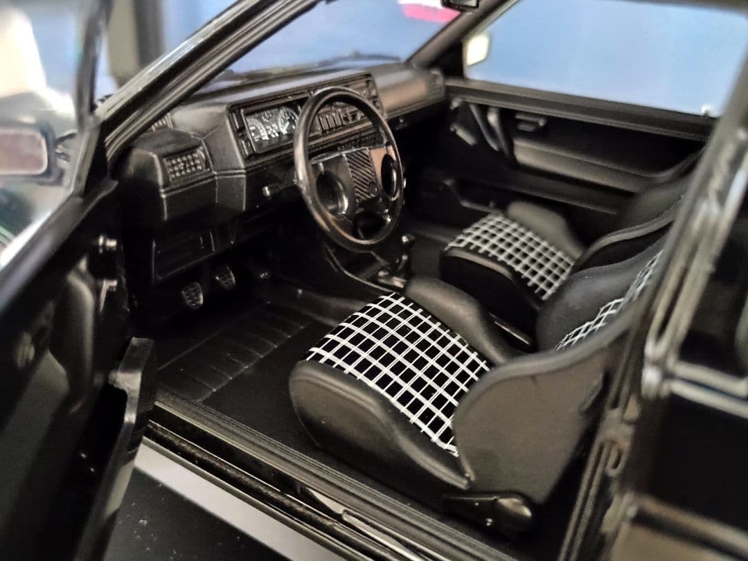 ノレブ VW GOLF フォルクス ワーゲン ゴルフ 2 GTI 1/18