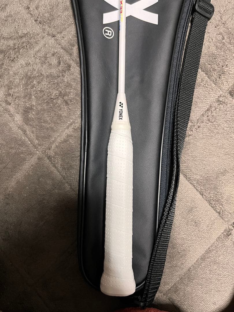 YONEX バドミントンラケット AX33