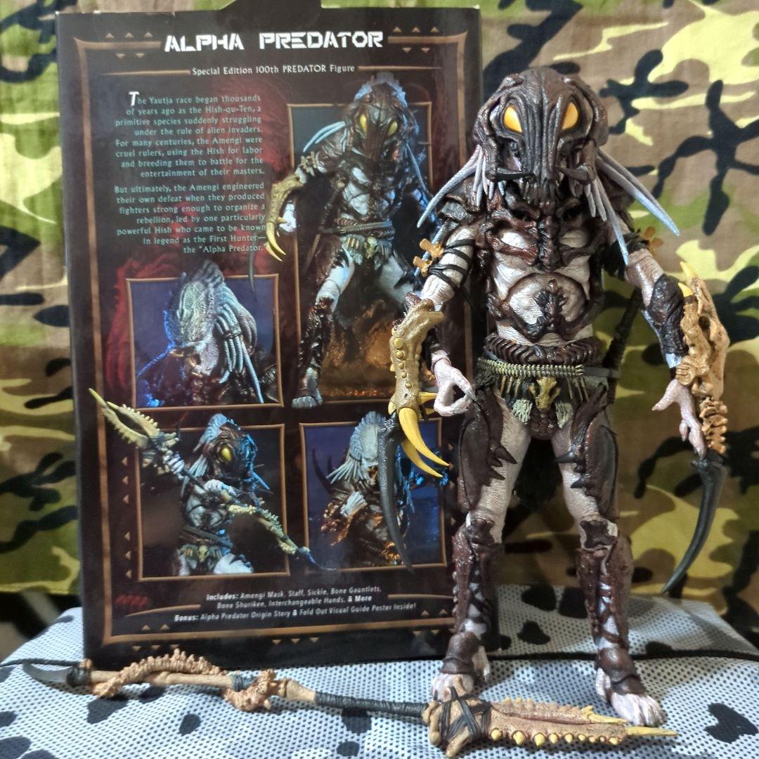 NECA ／アルファプレデター 【中古開封品】