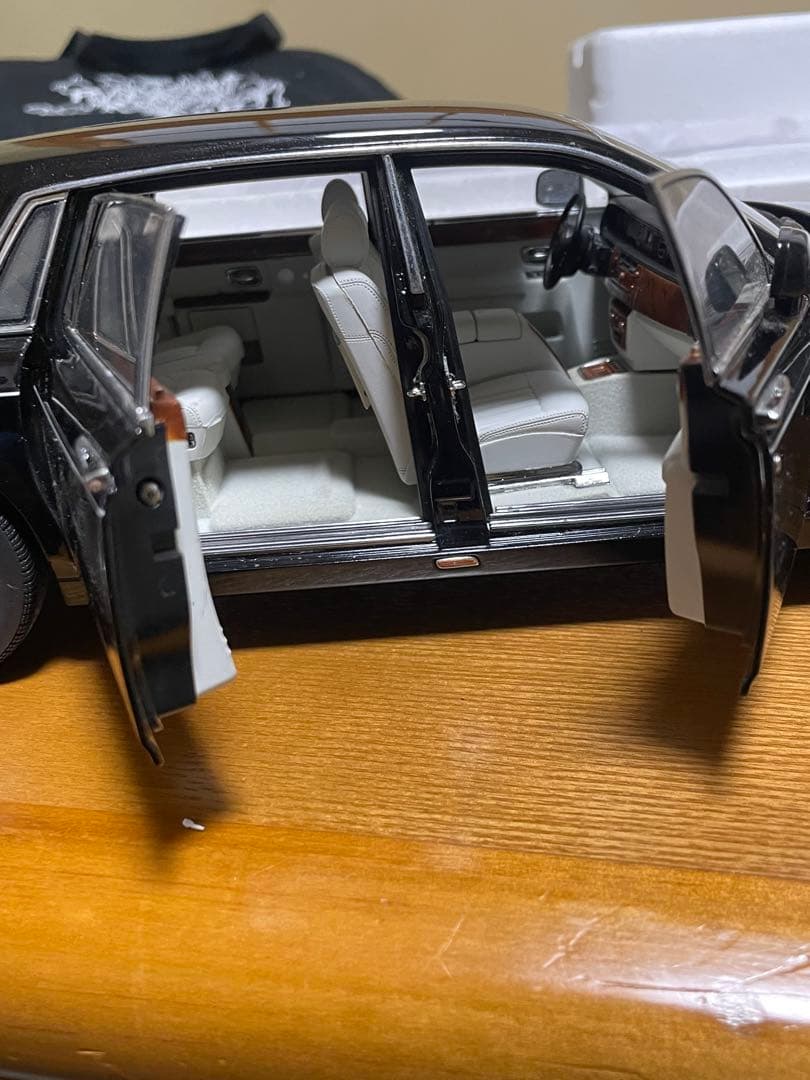 京商製　1/18 ミニカー　ロールスロイスファントム