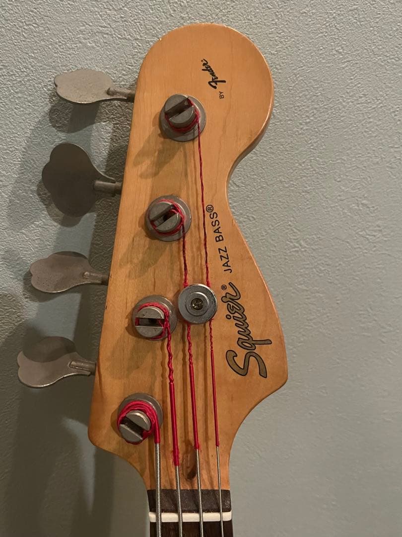 Squier /fender ジャズベース レッド