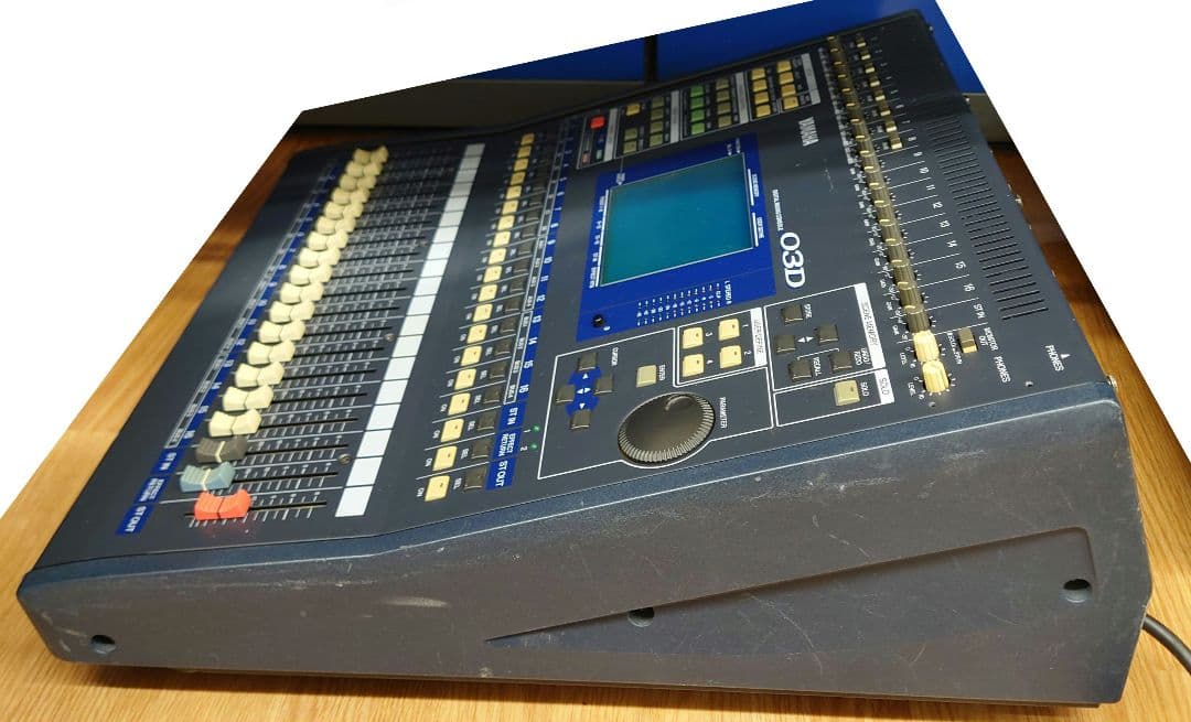■YAMAHA　03D デジタルミキサー