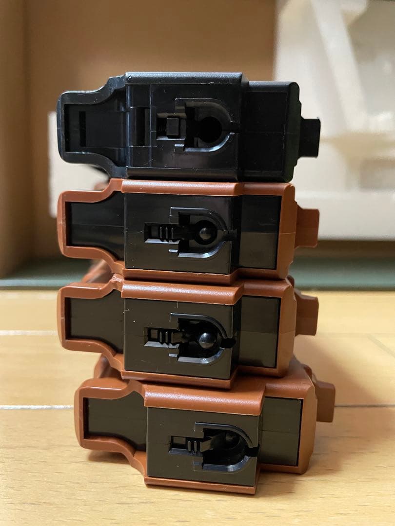 東京マルイ 次世代電動ガン AK102 予備マグ3個　ミニsバッテリー