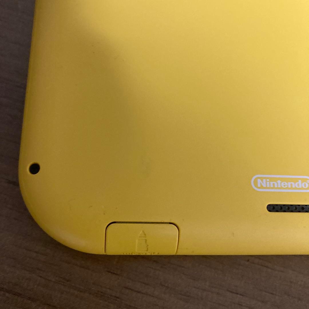 Nintendo Switch Lite イエロー充電器付き