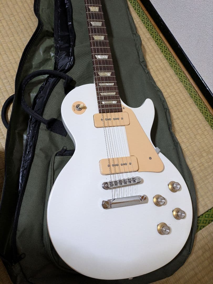 ギター gibson les paul studio 60s tribute 2010