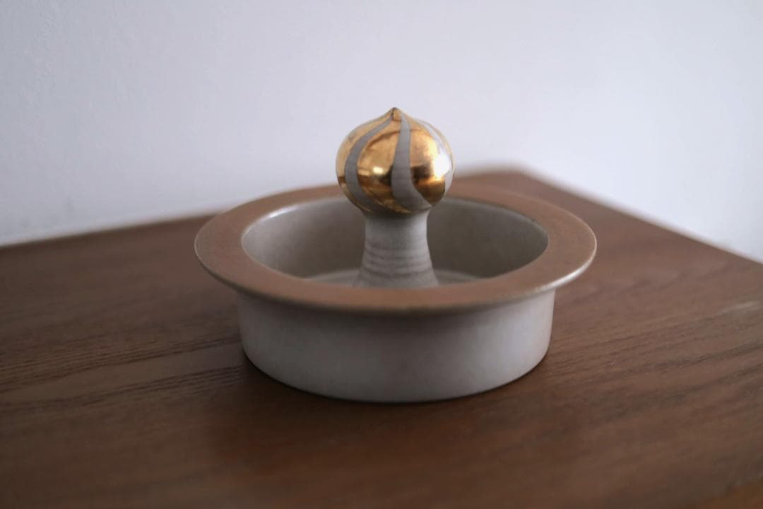 Lisa Larson リサラーソン 灰皿 黄金のノブ 73144