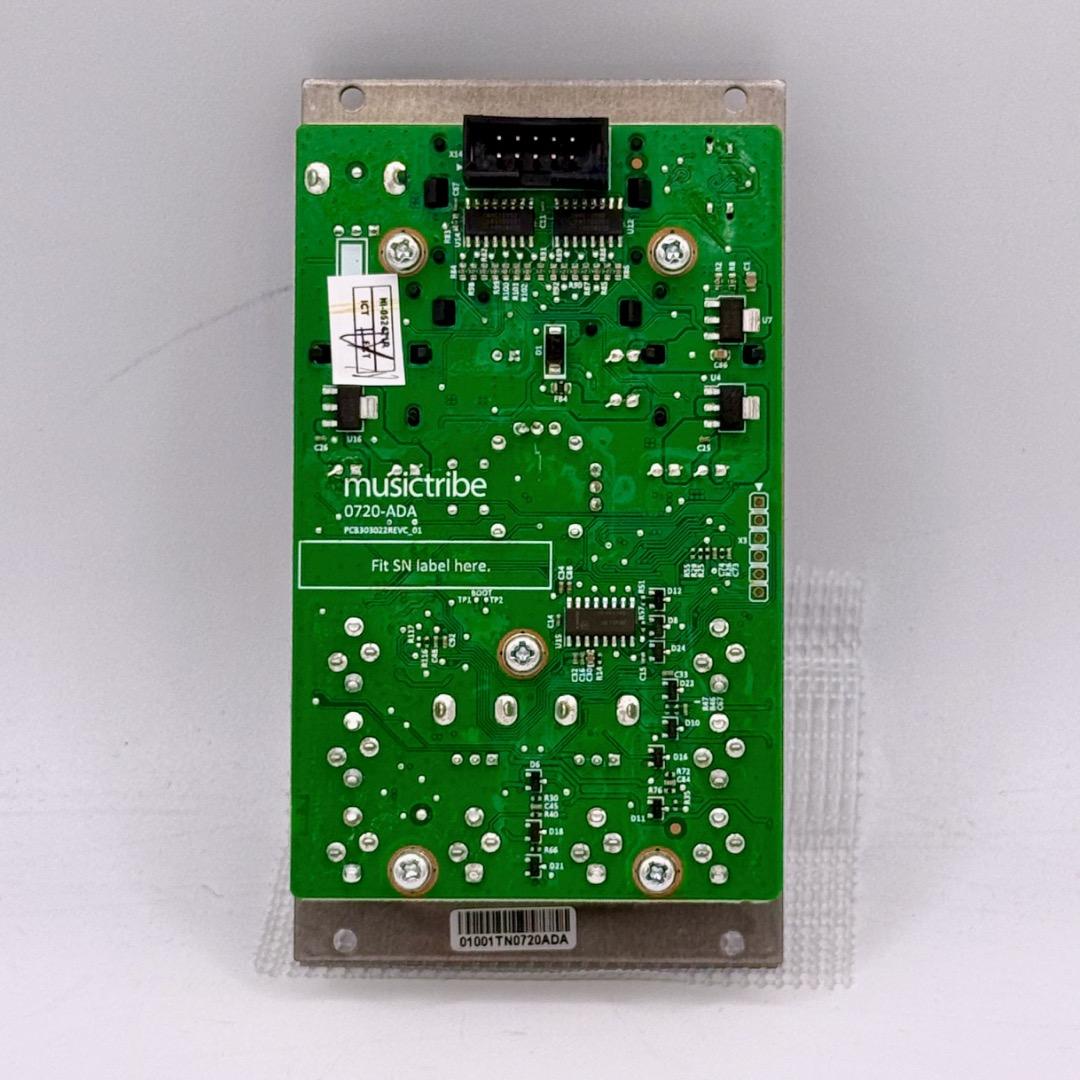 behringer VICTOR クアッドベクトルモーフィングオシレーター