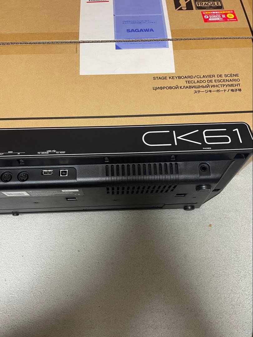 即購入可　超美品　YAMAHA CK61 キーボード　ピアノ　シンセ