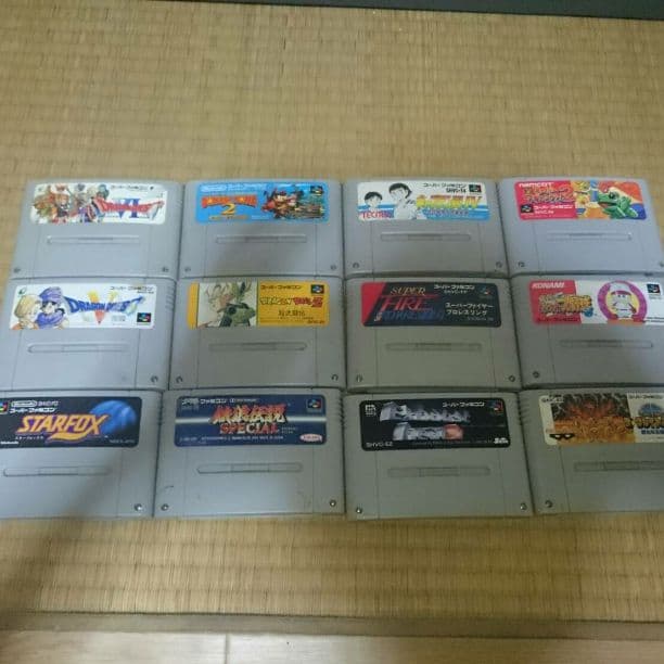 ファミコンと64とデジモンカードです