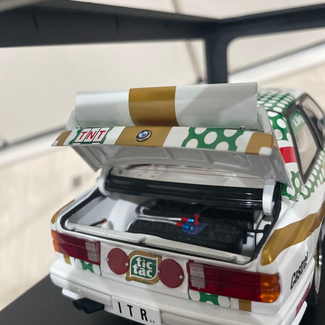AUTO art 1/18  M3(E30) DTM 1991 ミニカー