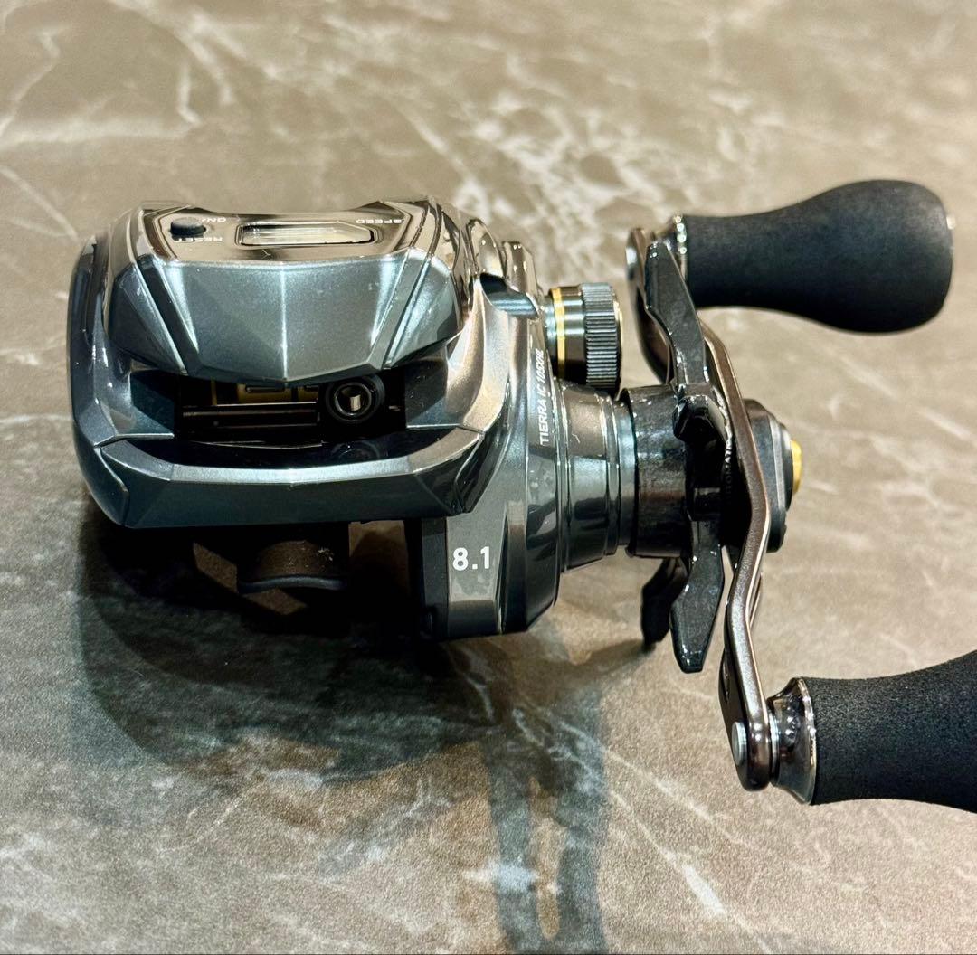 Daiwa ダイワ　TIERRAティエラ IC 105XHL 左ハンドル