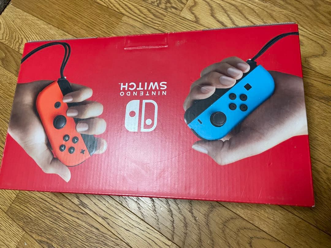 Nintendo Switch 本体 青 赤 Joy-Con