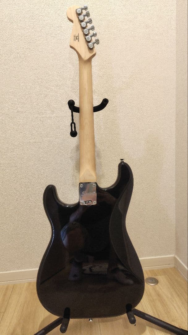 Squierエレキギター SonicStratocaster HTH