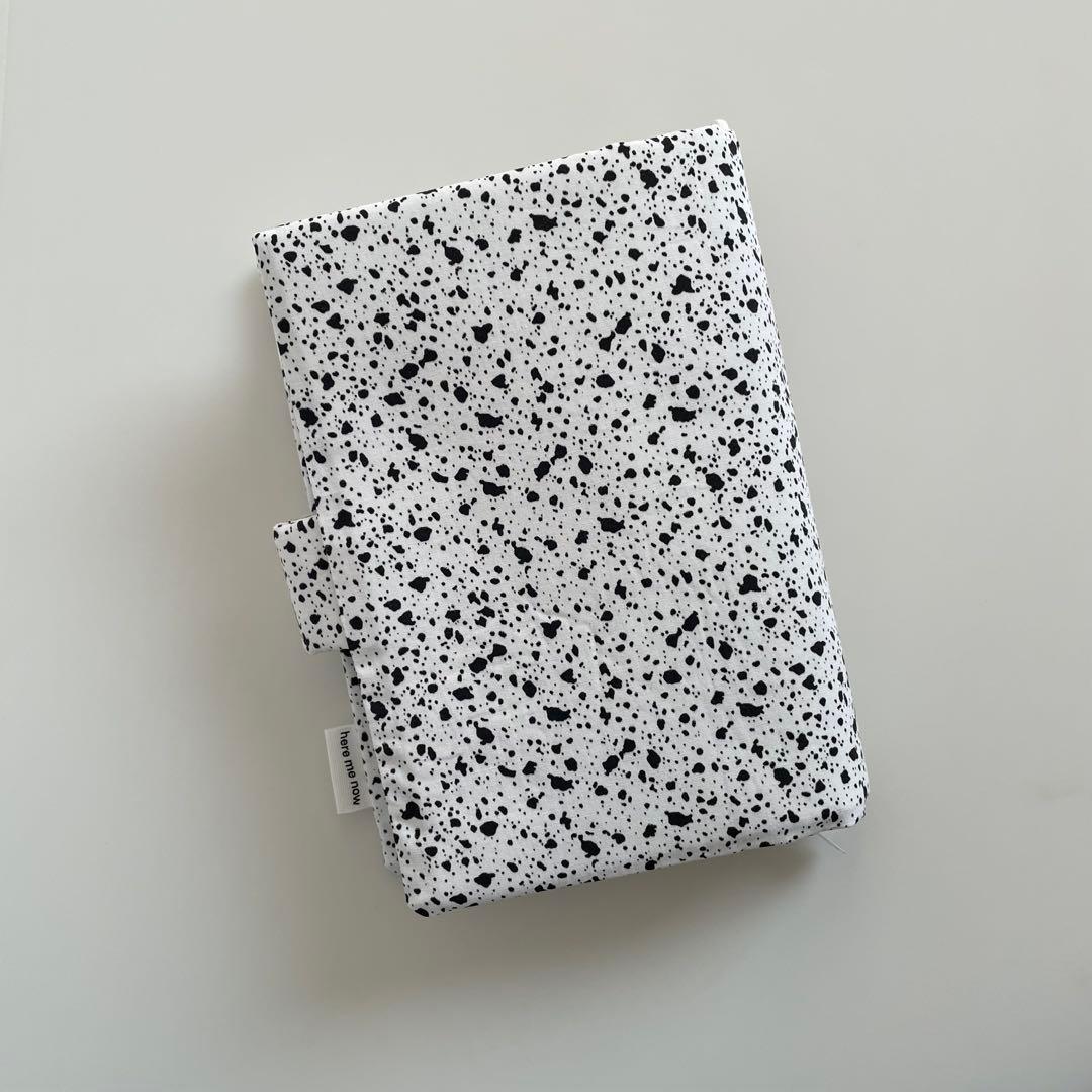 早い者勝ち　韓国　バインダー　カバー　貯金　リフィル　A6　ダルメシアン　白