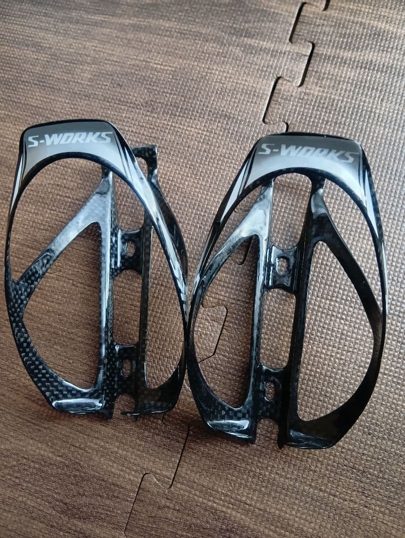 S-WORKS カーボン　ボトルケージ　2個セット　24~25g