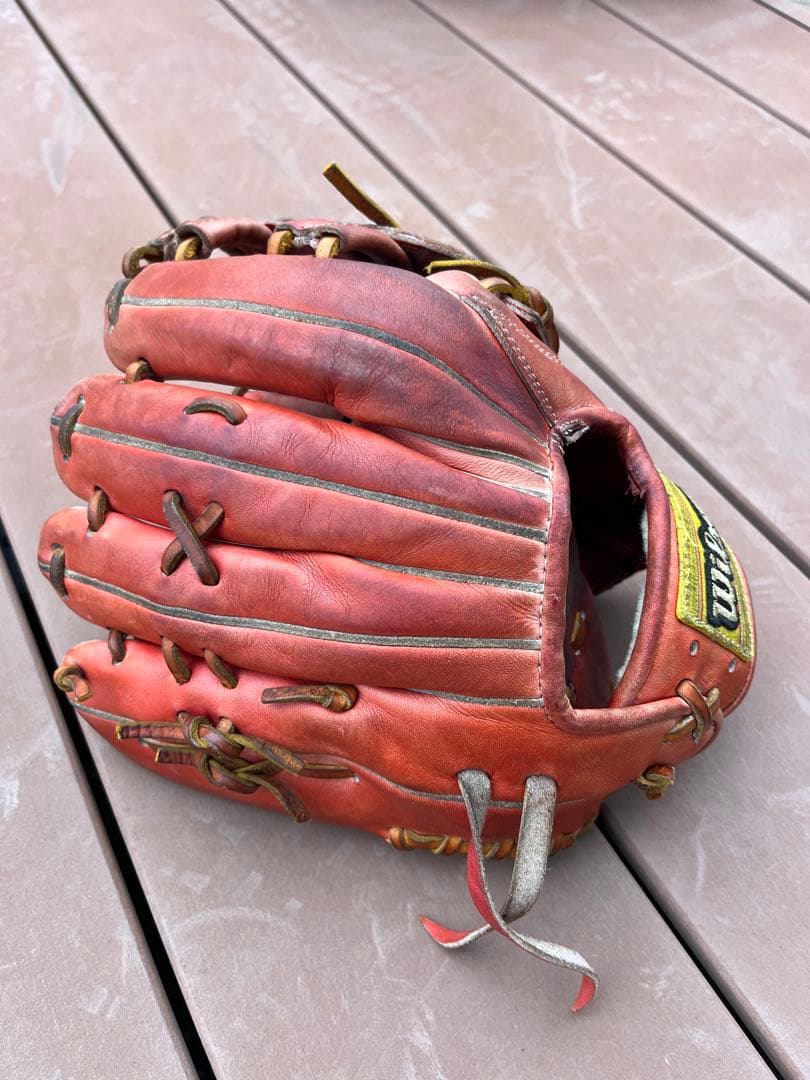 Wilson 硬式野球グローブ 赤　ウィルソン　内野　オールラウンド　形良好