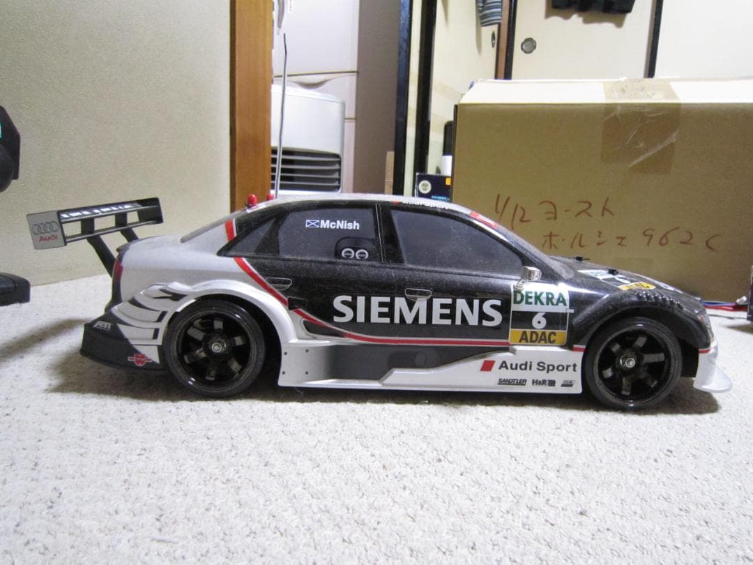 tanatana12781/10 タミヤ アウディ A4DTMチームアプト