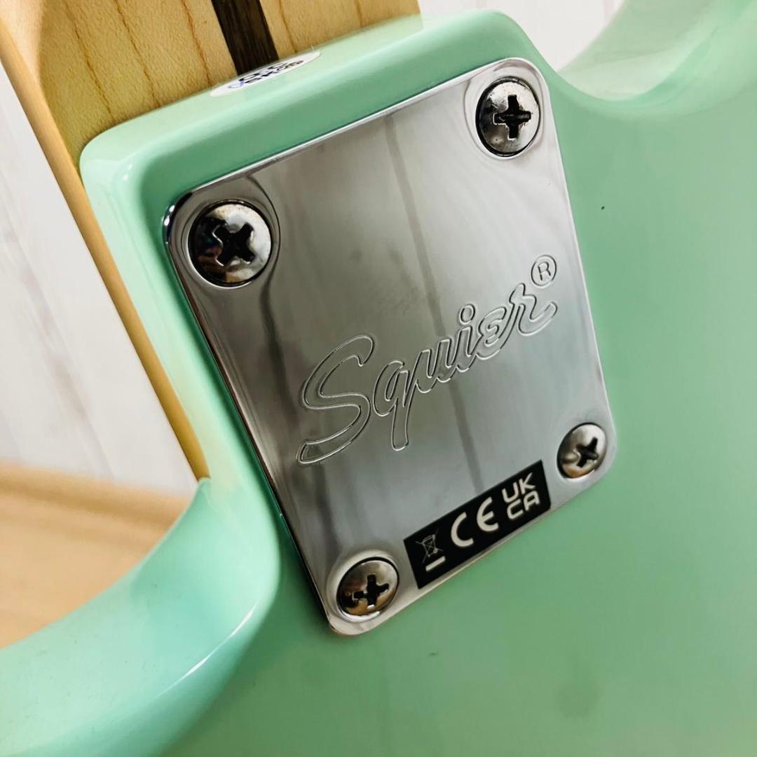 美品 Squier Fender エレキギター ストラトキャスター グリーン