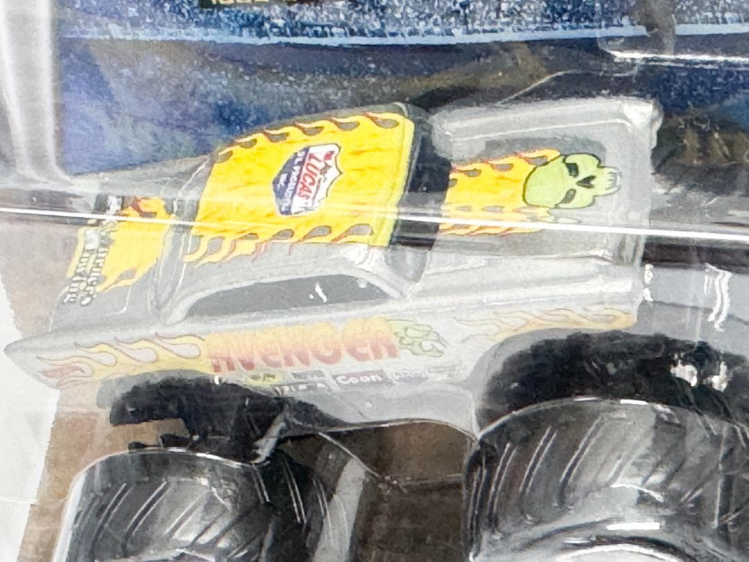 ホットウィール★ AVENGER 57 CHEVY ★ モンスタートラック