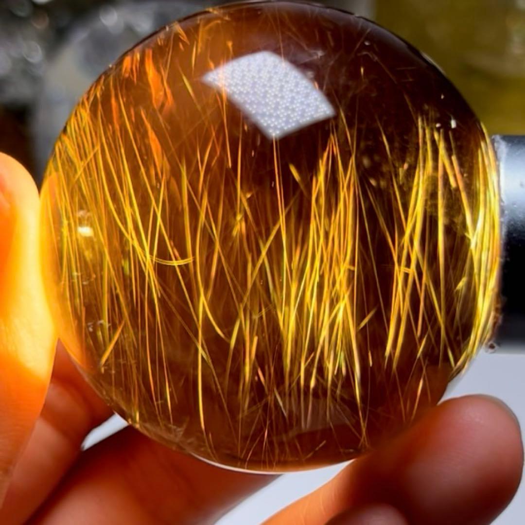 超絶綺麗　52mm ゴールドルチルクォーツ　丸玉 スフィア　金針水晶
