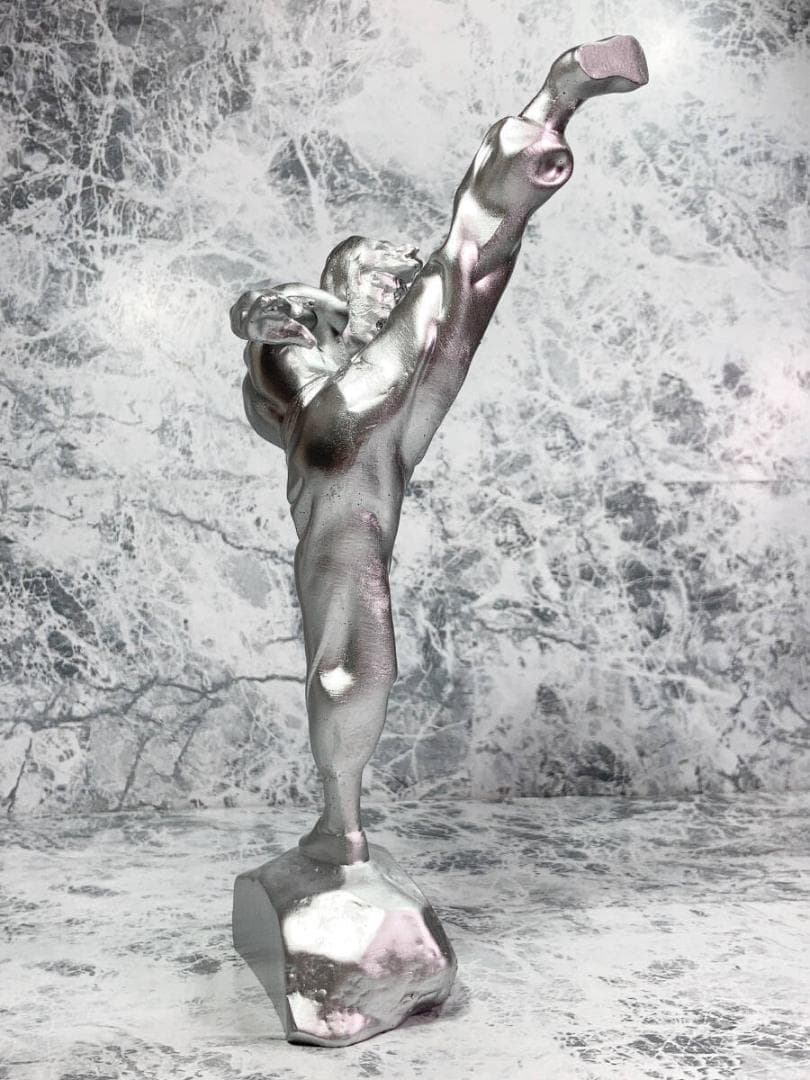 「ブルース・リー　銅像風 フィギュア　シルバー」jo-db