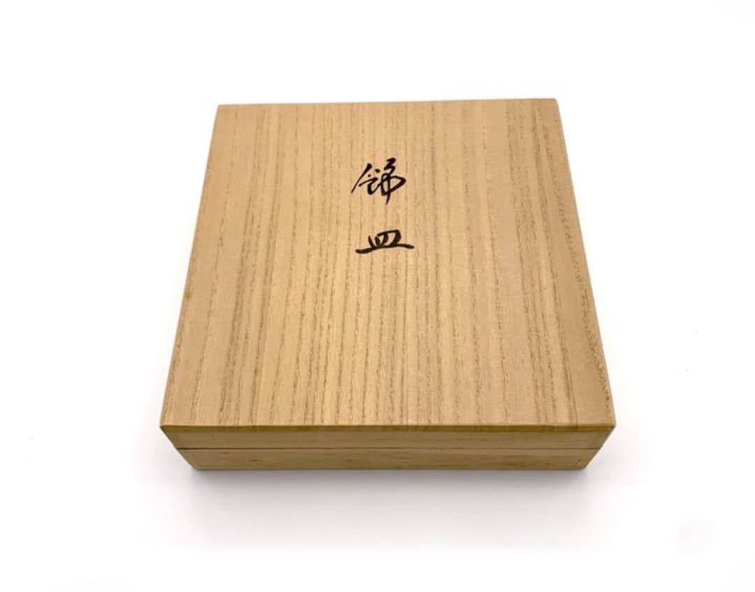 十三代 今泉今右衛門(造) 色絵　桃　飾皿 共箱