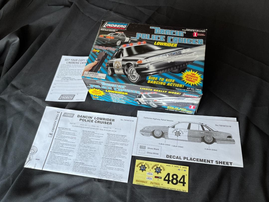 動作品　リンドバーグ　POLICE CRUISER　ローライダー