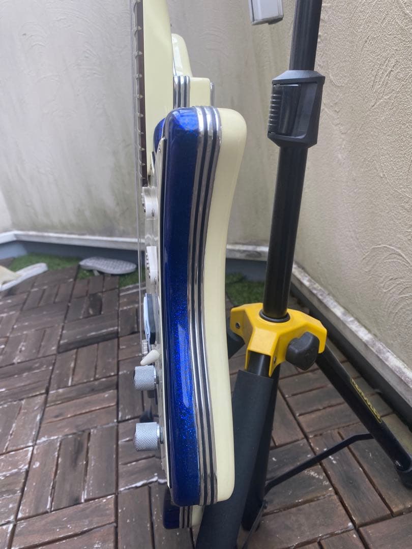 Italia Guitars Monza(ビザールギター)