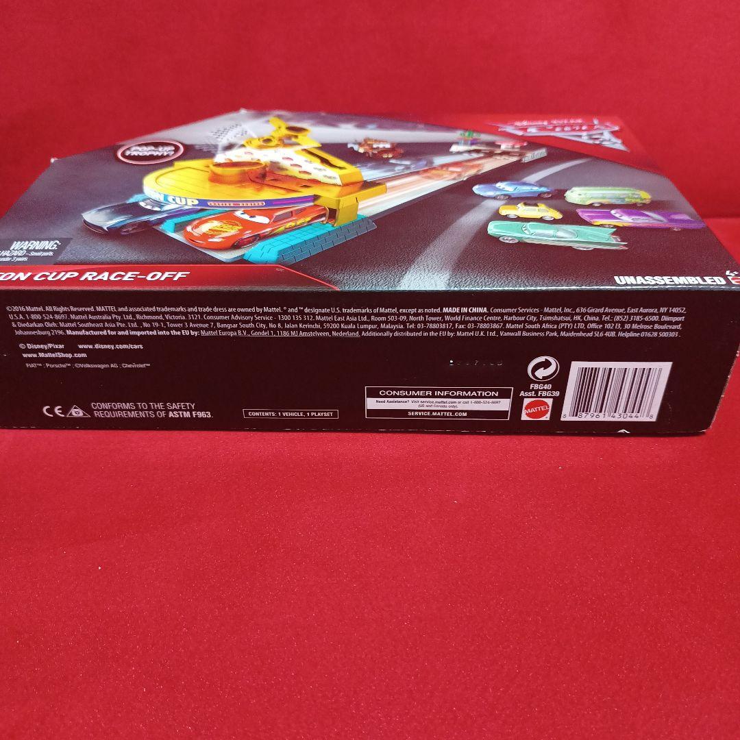 カーズ　マテル　ピストンカップレース　プレイセット