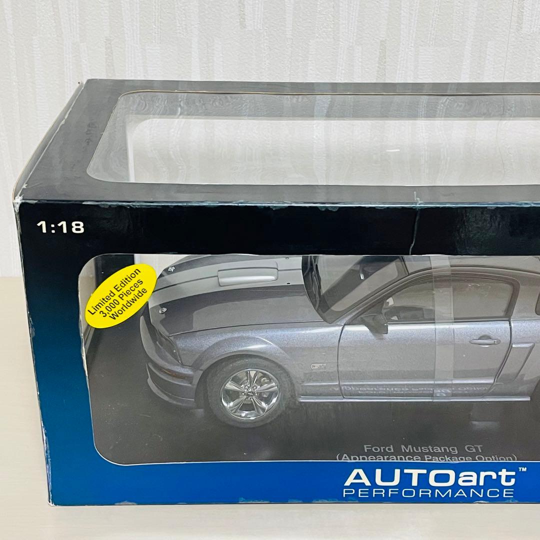 AUTOart 1/18 Ford Mustang GT 世界3000個限定