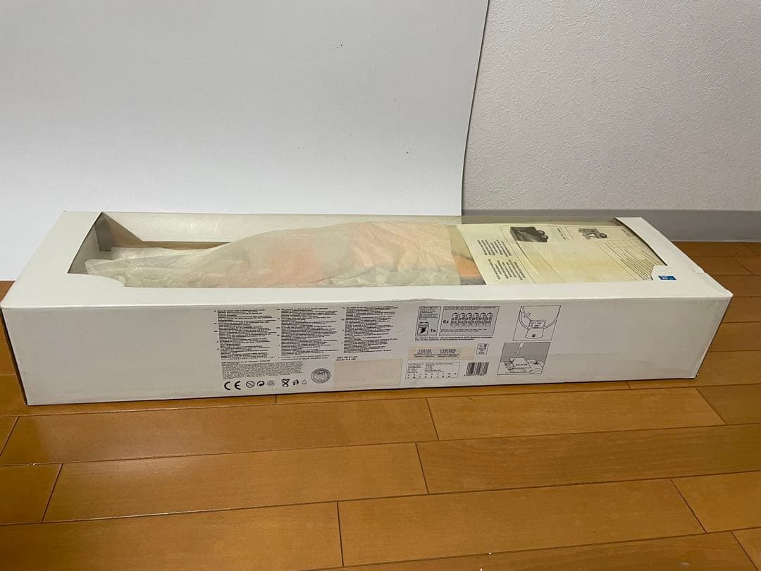 TNTのトレーラー約75cmサイズ