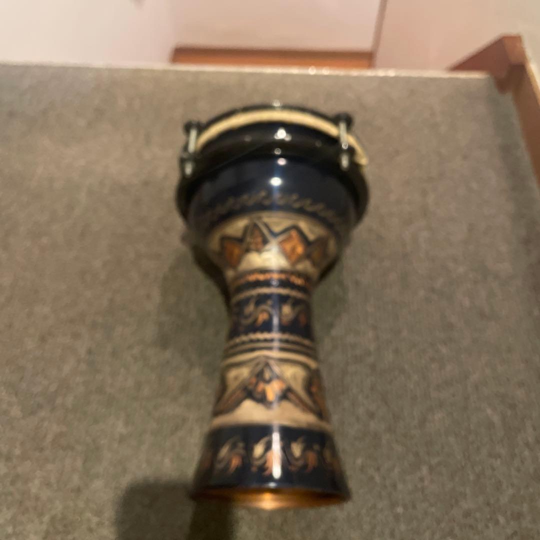 手描き装飾の陶器製楽器