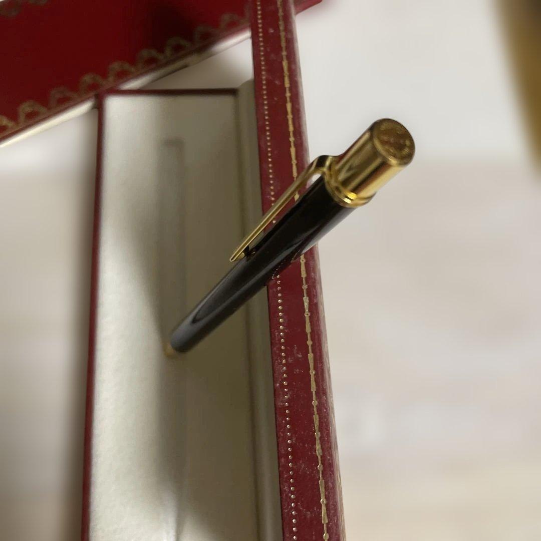 カルティエCartierボールペン黒