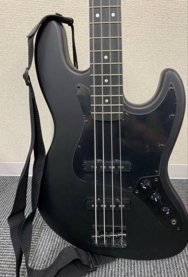 SELDER エレキベース マットブラック艶消し