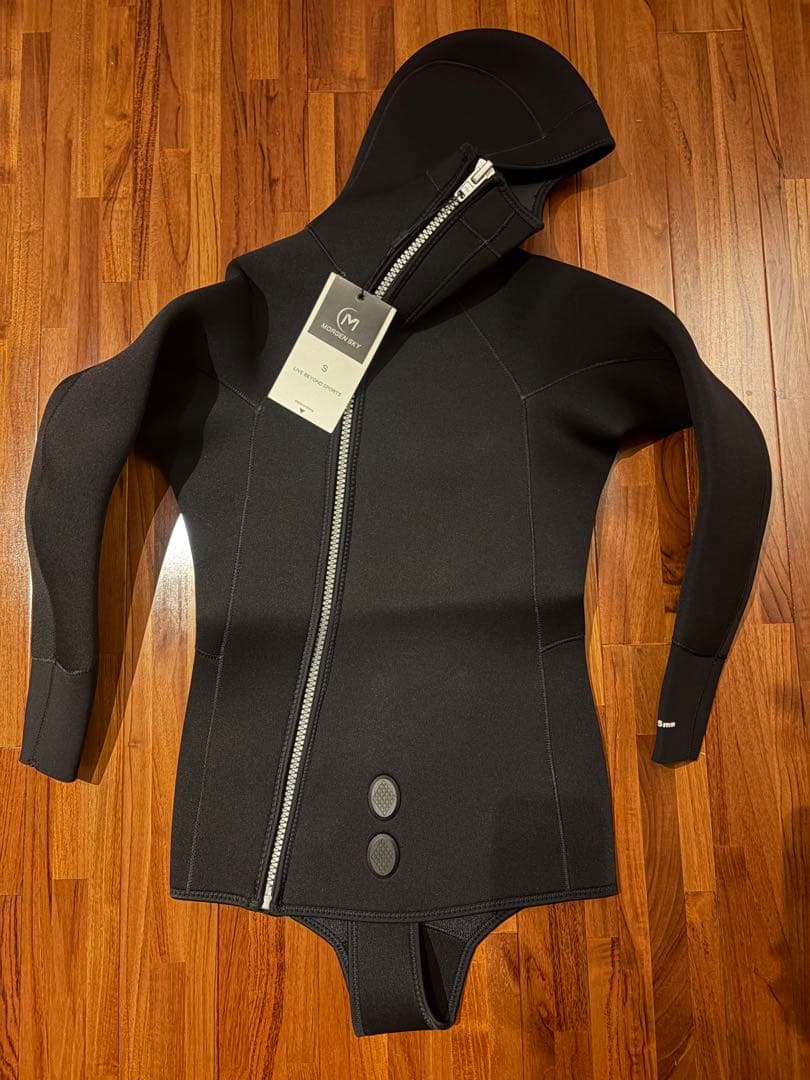 【値下げしました】ウェットスーツ5mm 2ピース　裏起毛