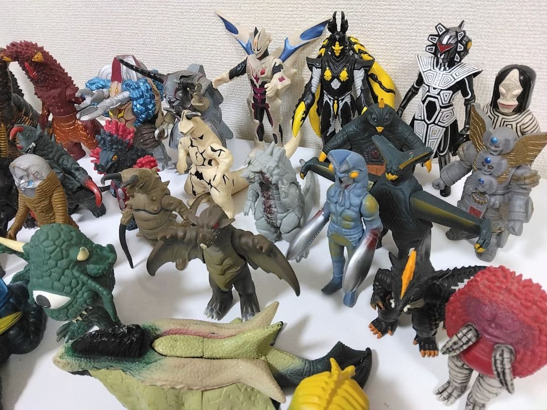 ウルトラマンシリーズ 怪獣フィギュア39体＋DXギンガスパーク付き☆全40個